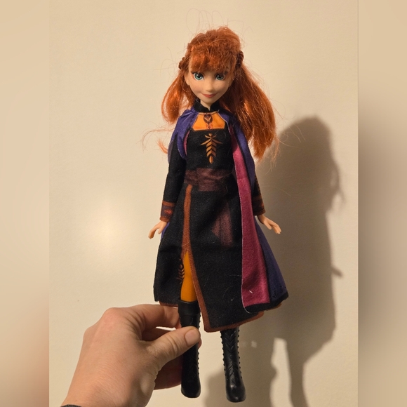 Disney Frozen Barbie Dolls - Elsa Anna & Kristoff - Picture 9 of 10